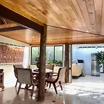 Four Winds Luxury Villas Byron Bay