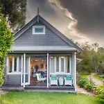 Abelia House