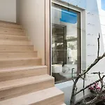 Driftwood One - Beachfront Home With Rooftop Pool