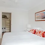 Bayside Court Apartments