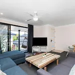 Byron Bay Accom Unit 3 5-9 Somerset Street - Summer Central