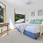 Fuller Holidays - Maluco - Beach House Belongil
