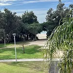 Byron Pacific Apartments - On Clarkes Beach
