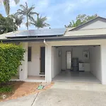 Byron Lakeside Holiday Apartments