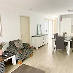 Byron Lakeside Holiday Apartments
