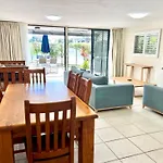 Byron Bay Beachfront Holiday Apartments Courtyard 4