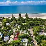Byron Blisshouse Studio - Coastal Couples Retreat