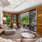 Byron Bay Accom Unit 2 66 Lawson Street, Byron Bay - Koranba
