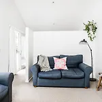 A Perfect Stay - Beachwood