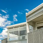A Perfect Stay - Bluewater House