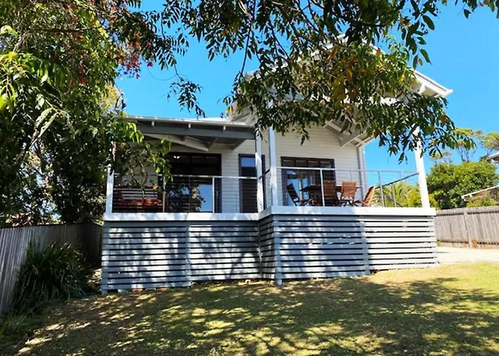 18 Seaview Street