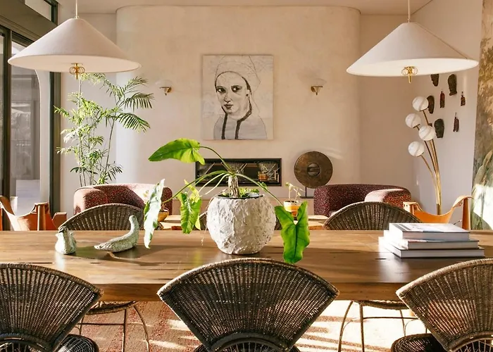 Basq House