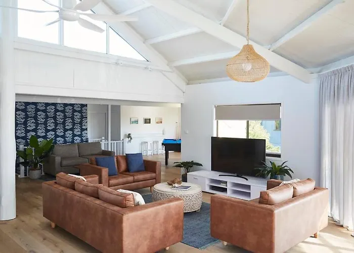 Barefoot Bungalow - Beachfront Byron Bay