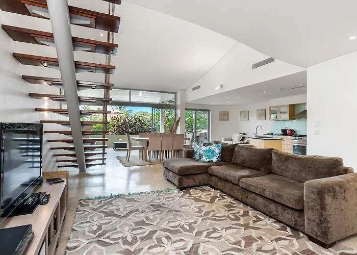 Jades On Lawson Apartment No1