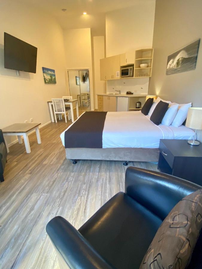 The Byron Beachcomber Aparthotel 4*