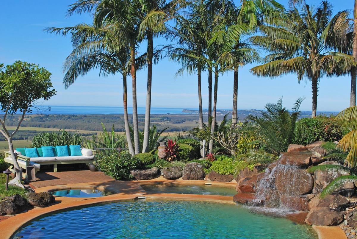 Four Winds Luxury *