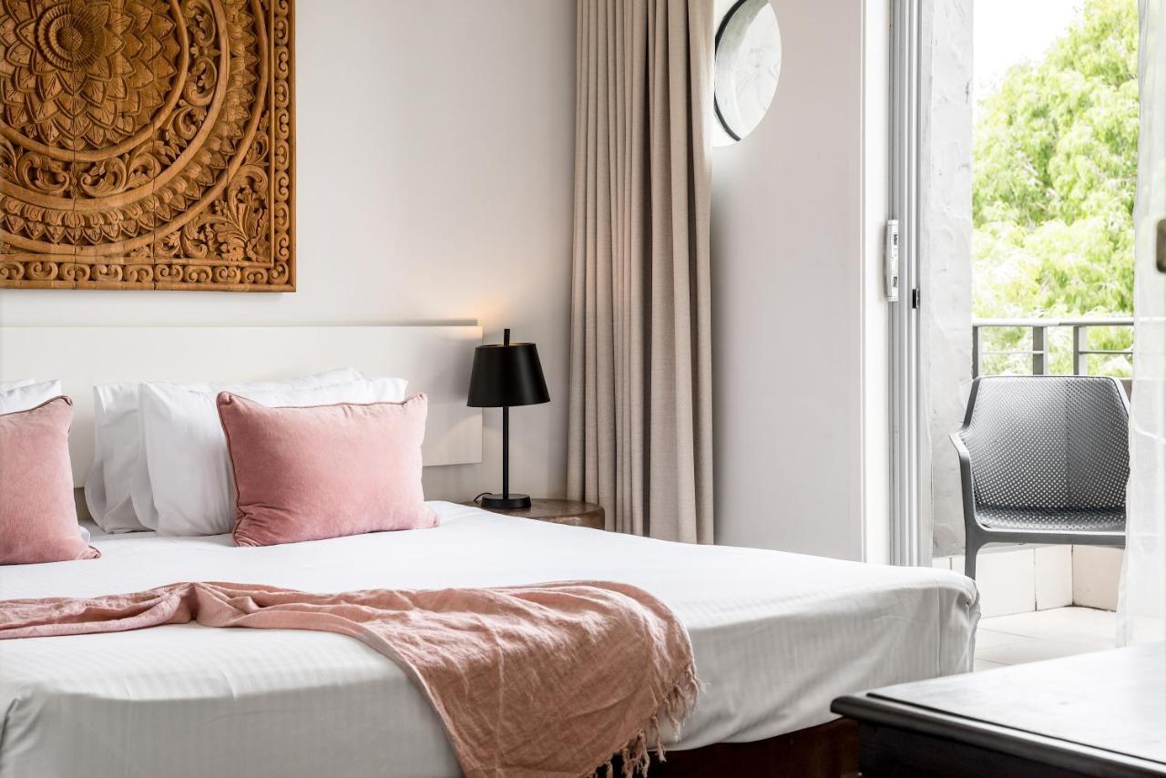 Aparthotel And 4*