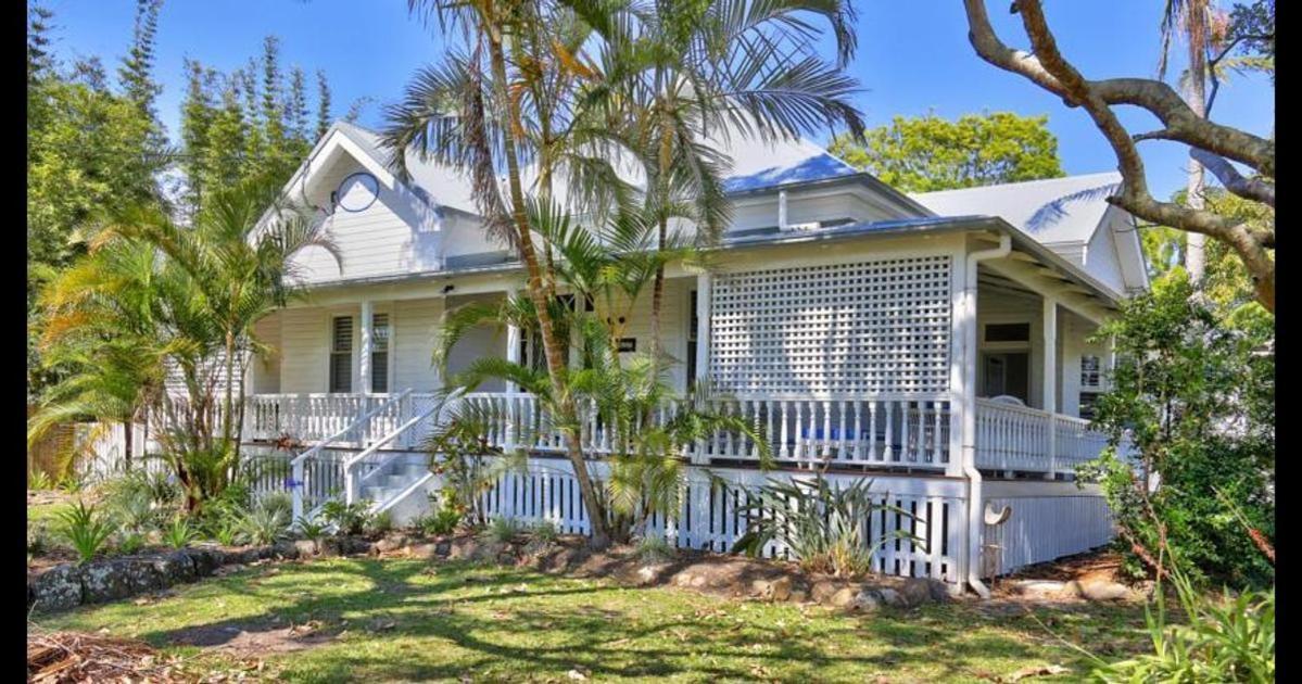 Arcadia House 4*