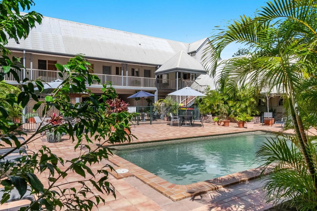 Byron Aparthotel 3*