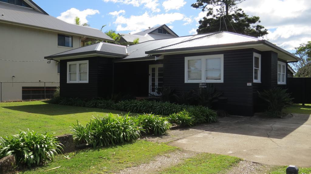 Shirley Street Beachhouses *