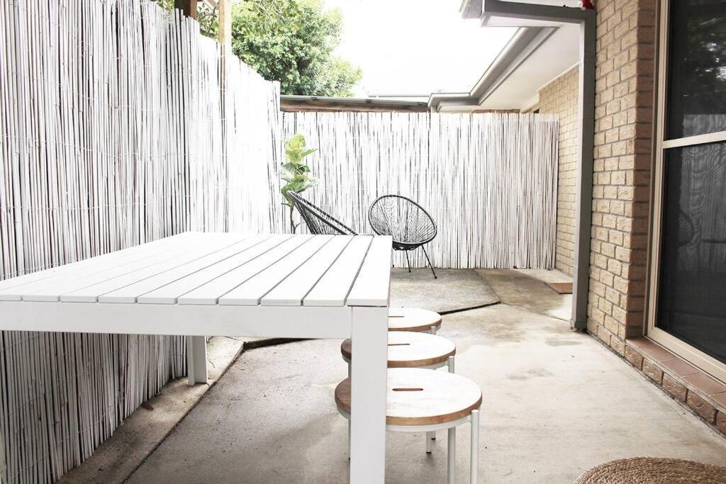 Holiday home Beach Side Walk To Shops-pub-beach *