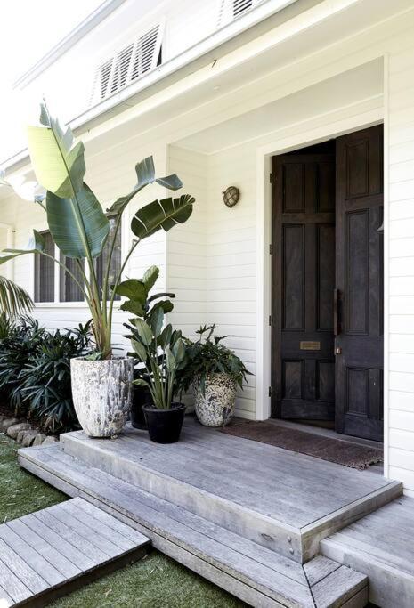Magnolia House
