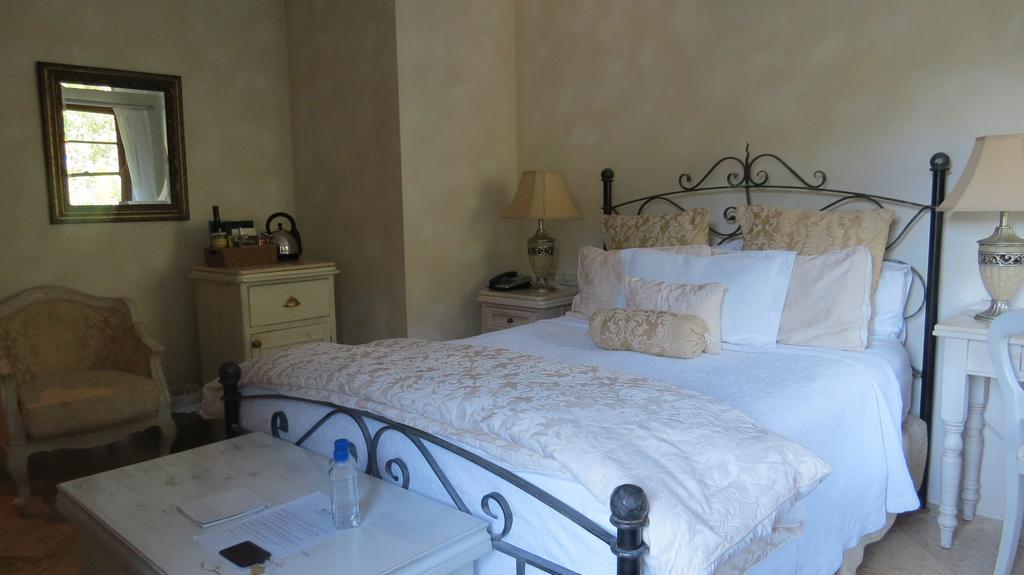 Hotel Victoria's At Wategos 5*