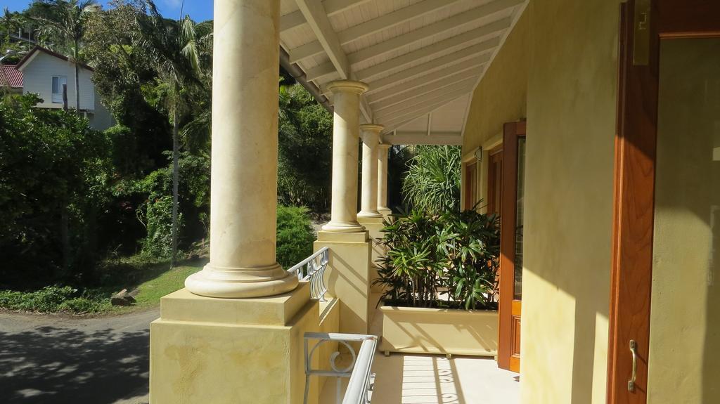 Hotel Victoria's At Wategos 5*