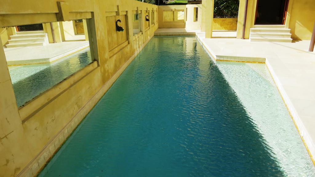 Hotel Victoria's At Wategos 5*