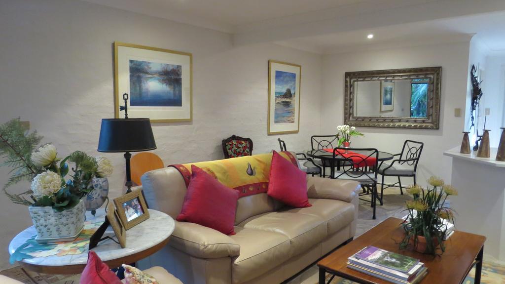 Sandals Guest house 4*