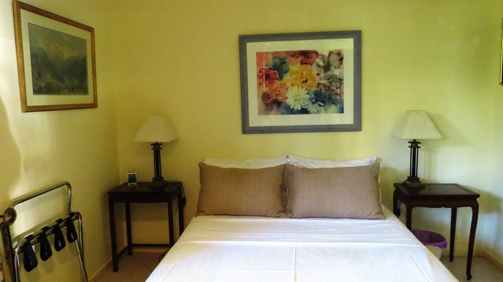 Sandals Guest house 4*
