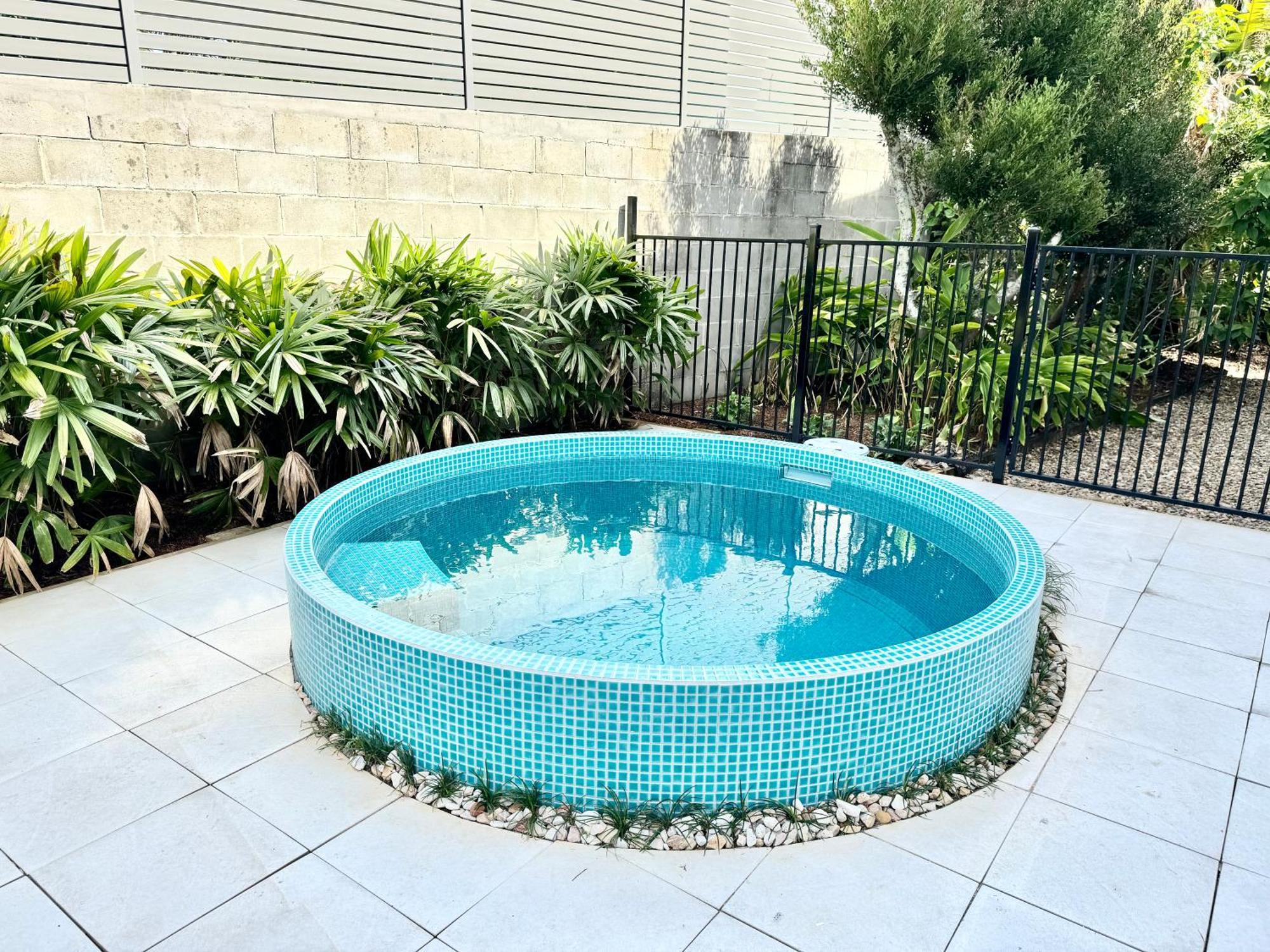 Monterey House - Direct Access & Plunge Pool *
