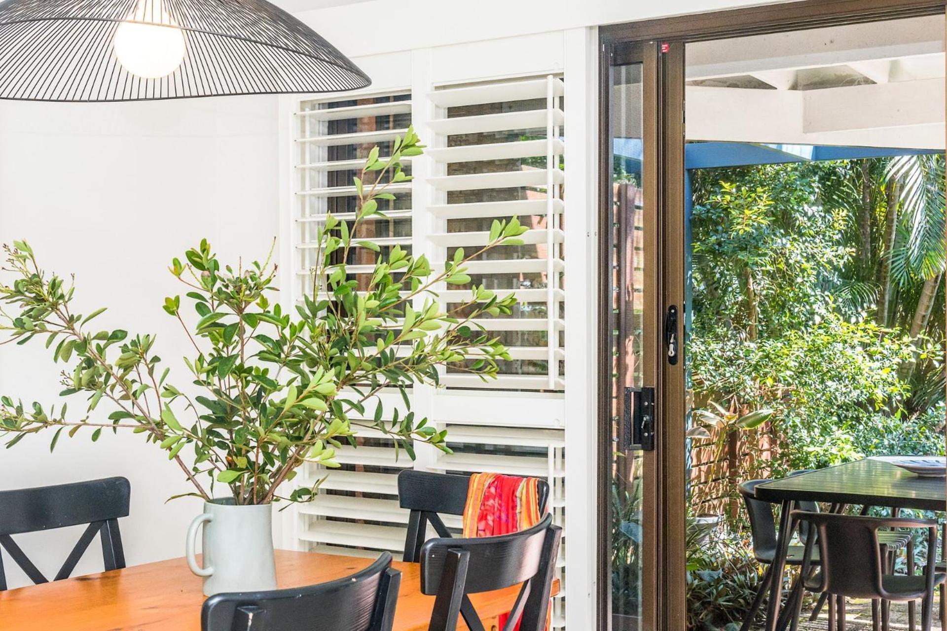 East Coast Escapes Calinda Sol 6 Holiday home Byron Bay