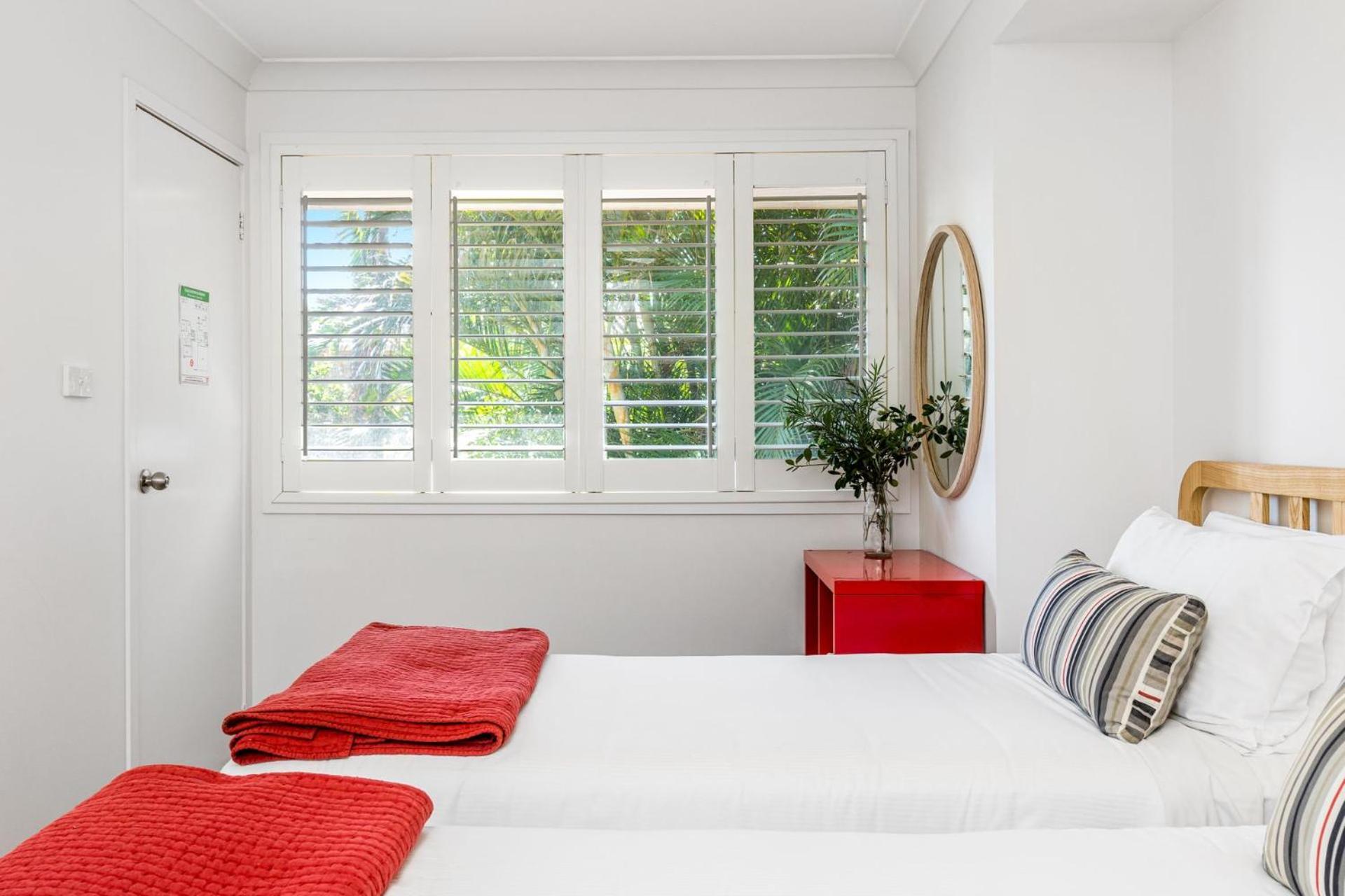 East Coast Escapes Calinda Sol 6 *