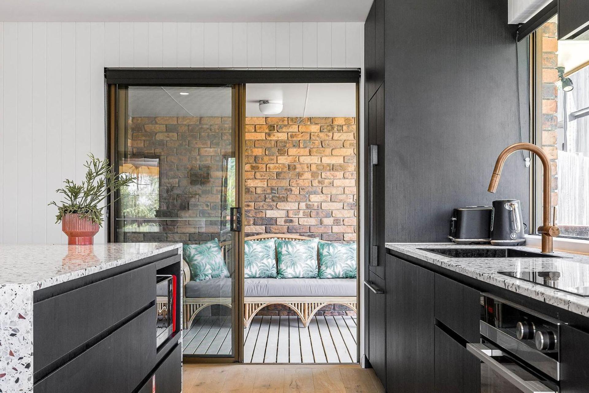 Casa 36 - 3 Bedroom Retreat Near Clarkes Holiday home Byron Bay