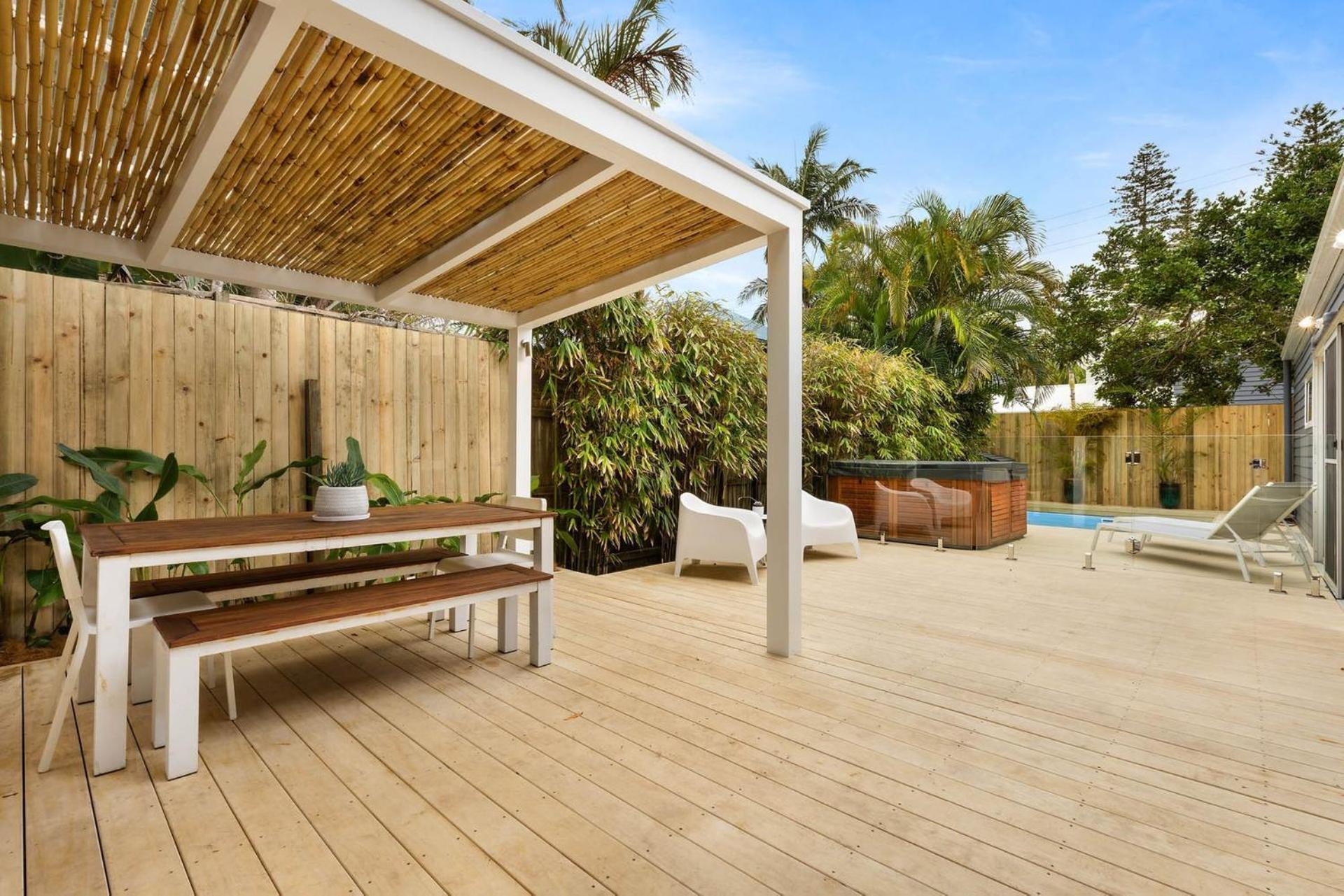 A Perfect Aaloka Bay * Byron Bay