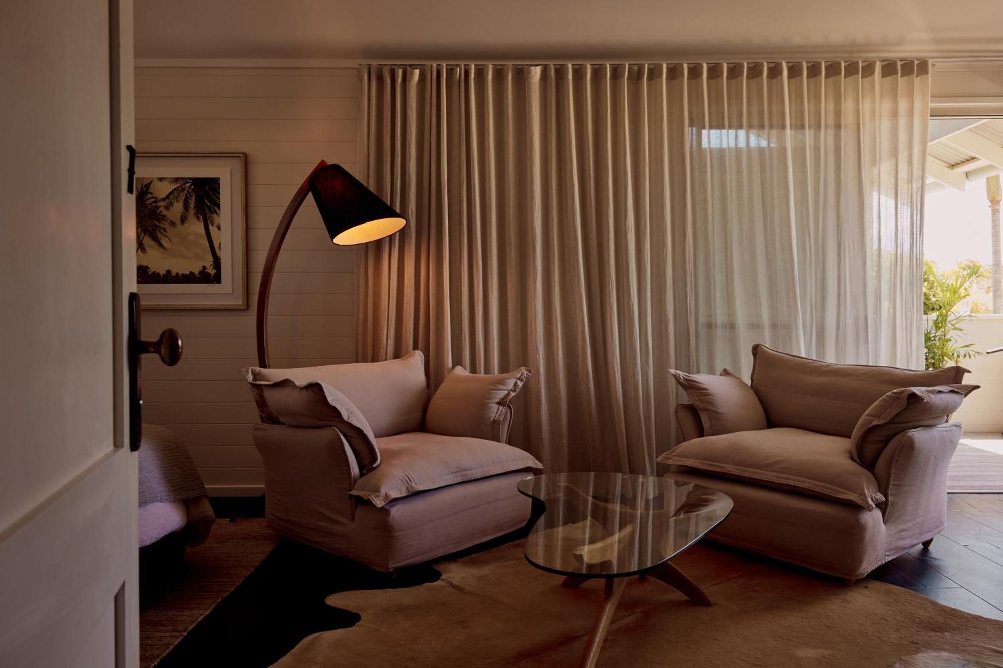 28 Degrees - Adults Only 5*
