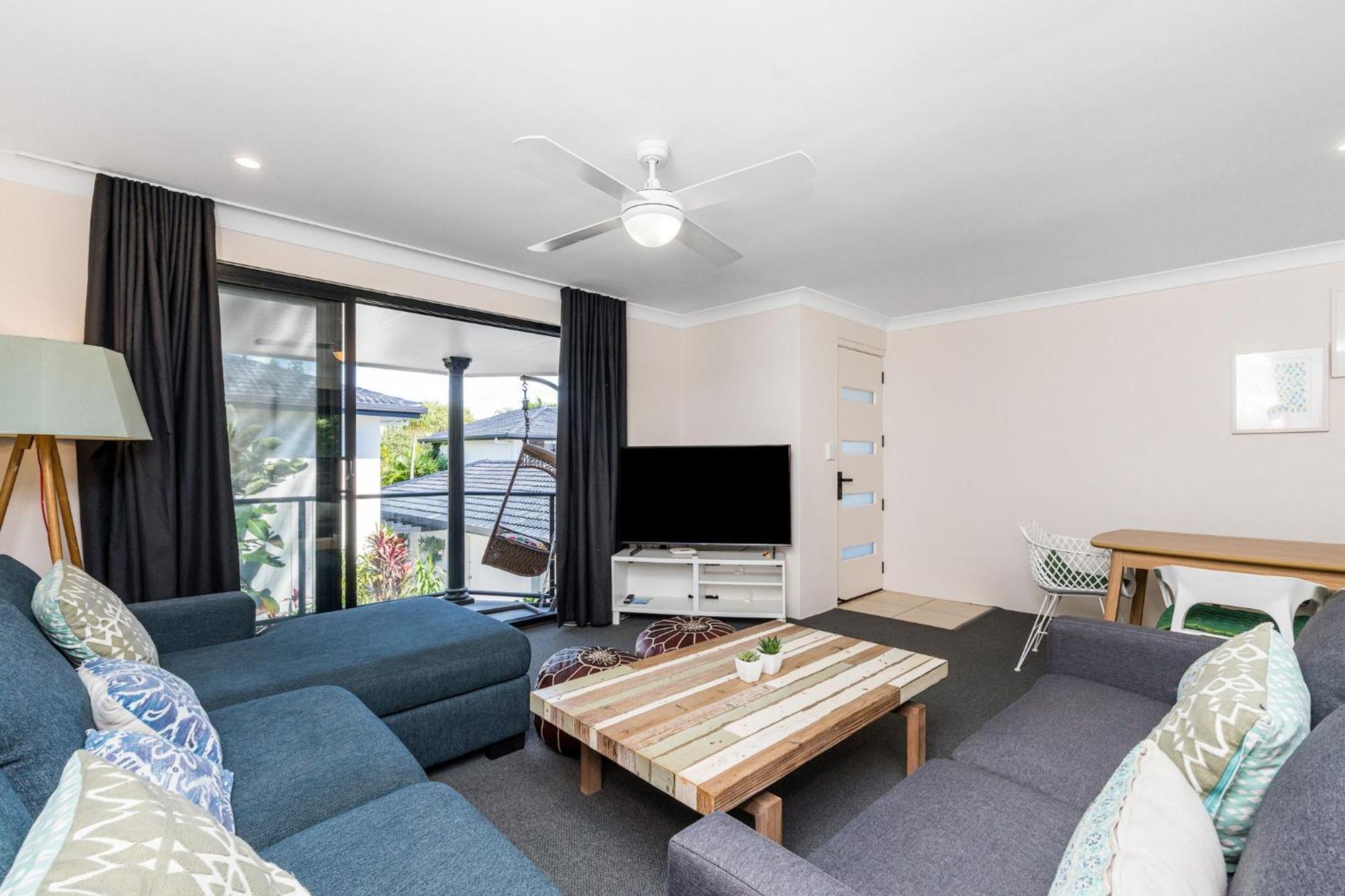 Unit 3 5-9 Somerset Street - Summer