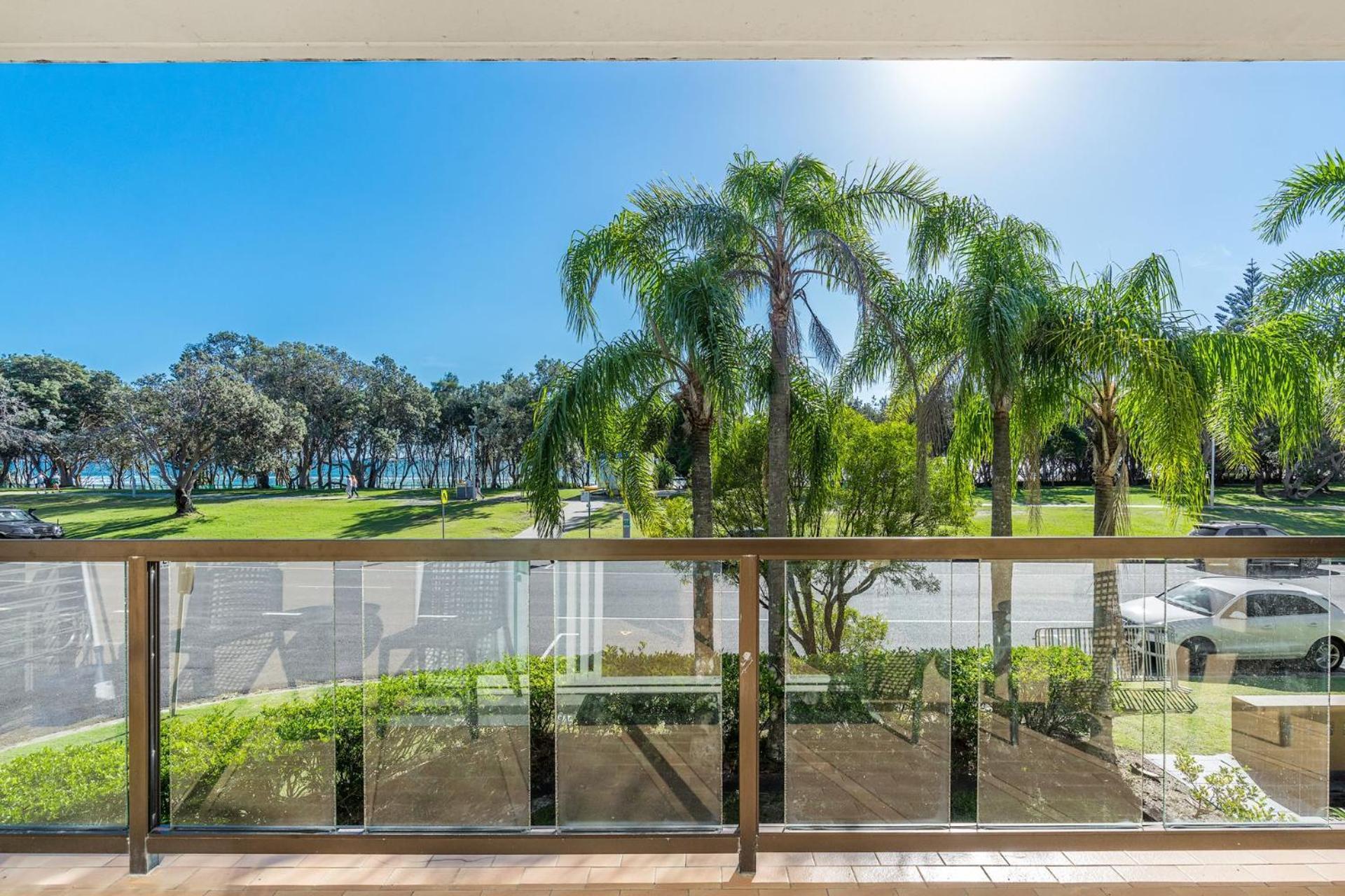 Apartment By The Byron Bay