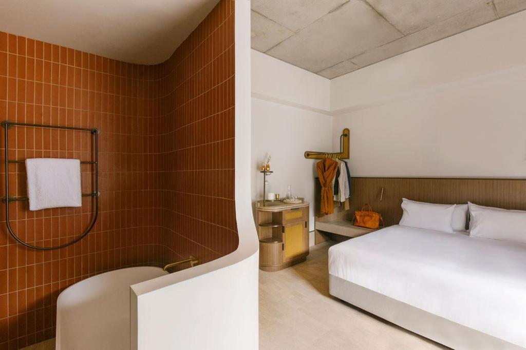 Basq House Hotel Byron Bay