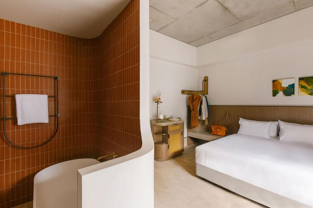 Basq House Hotel Byron Bay