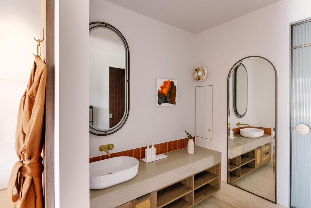 Basq House 5*