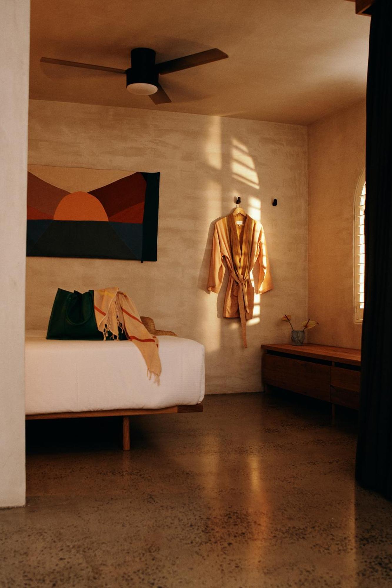 The Sunseeker, Motel Byron Bay