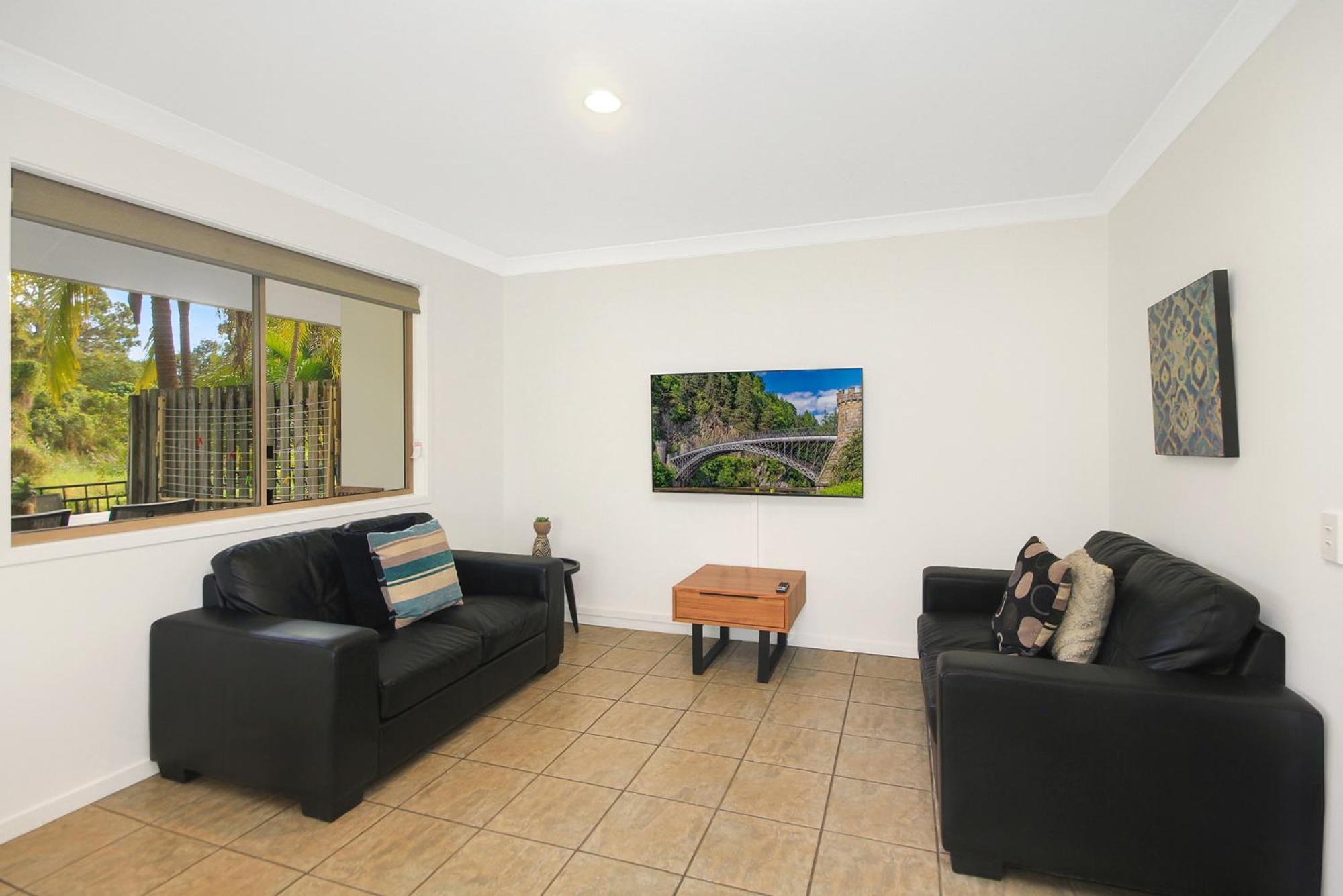 Byron Lakeside Aparthotel Byron Bay