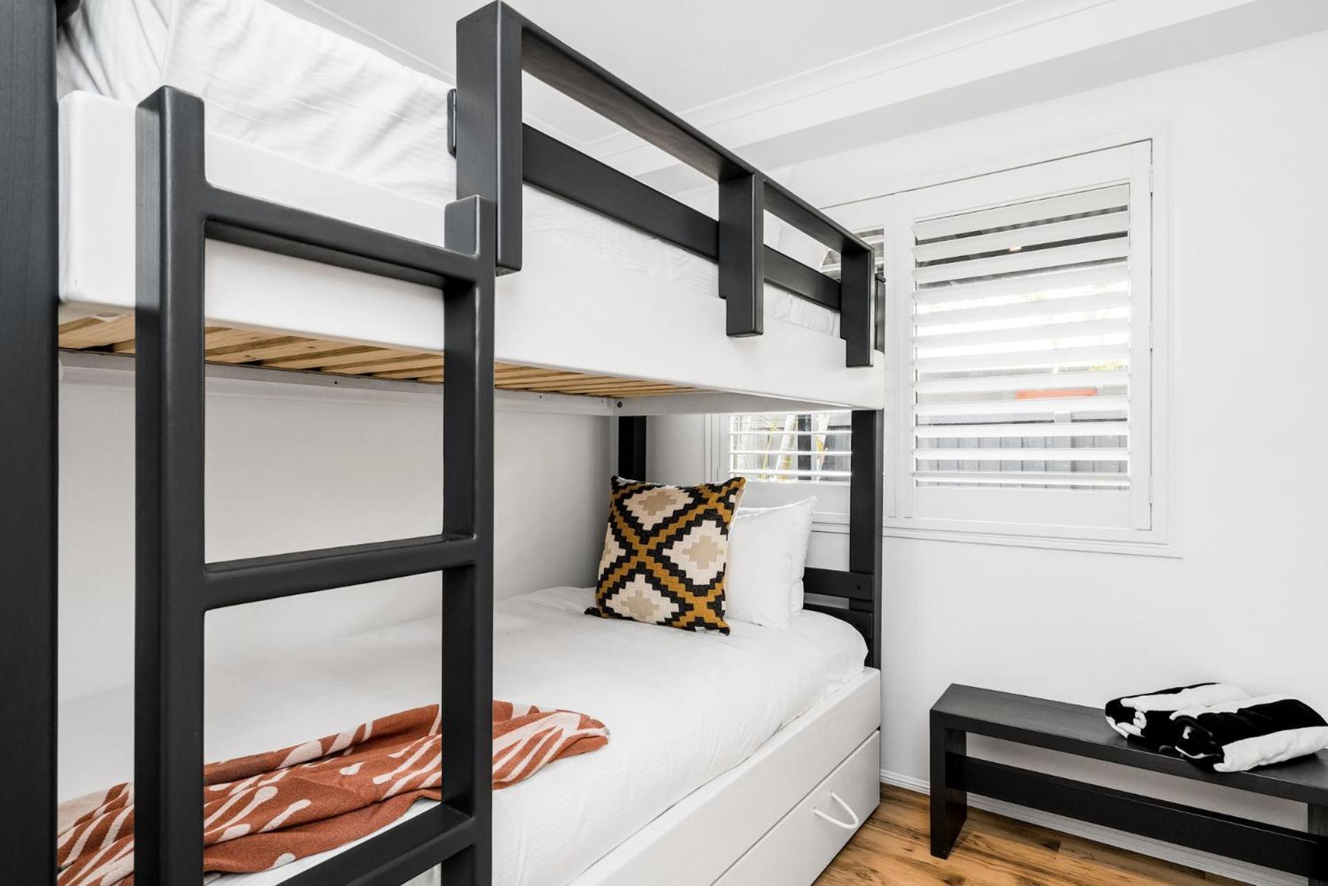 3 Salty Sisters Holiday home Byron Bay