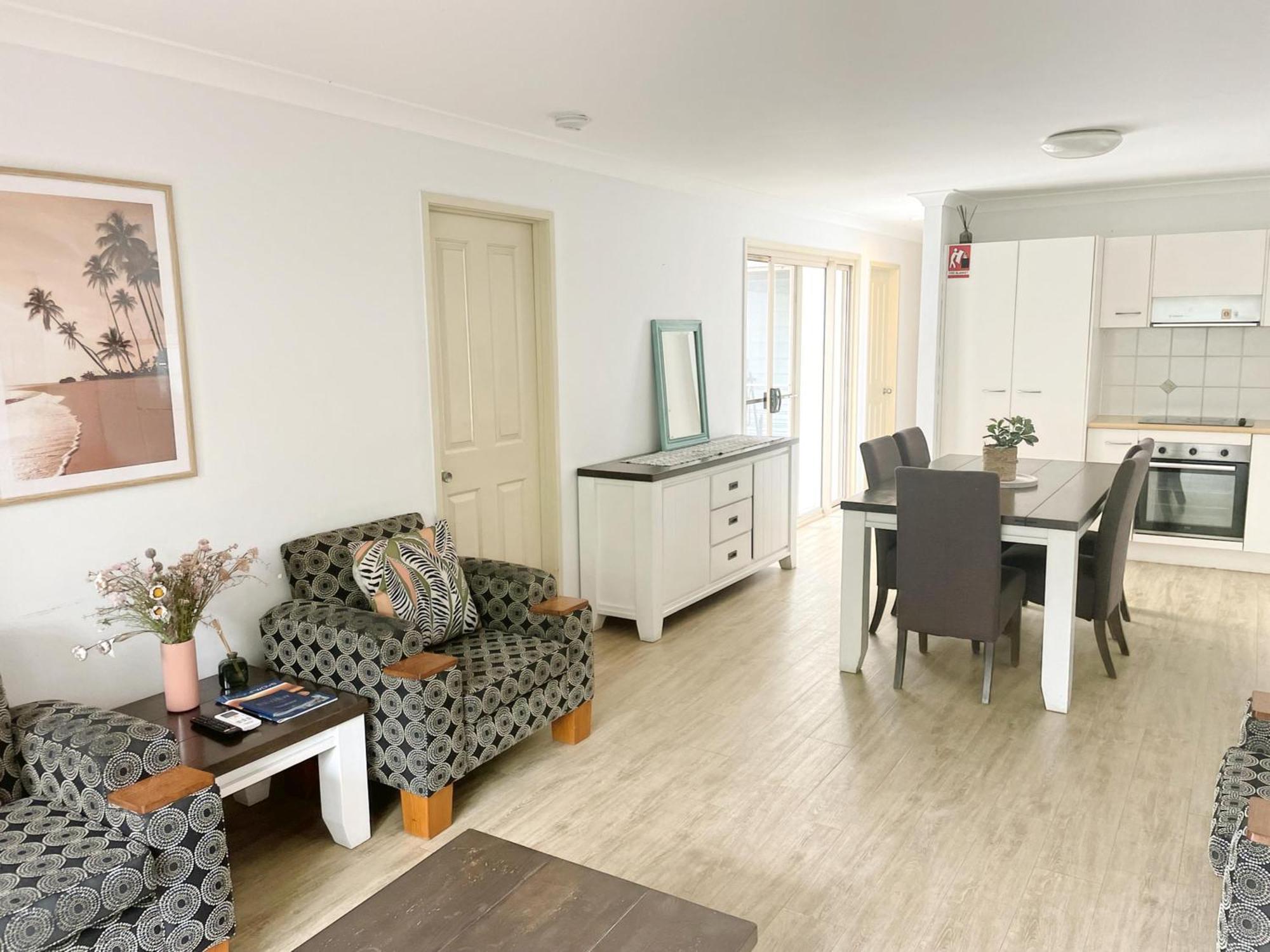 Byron Lakeside Aparthotel Byron Bay