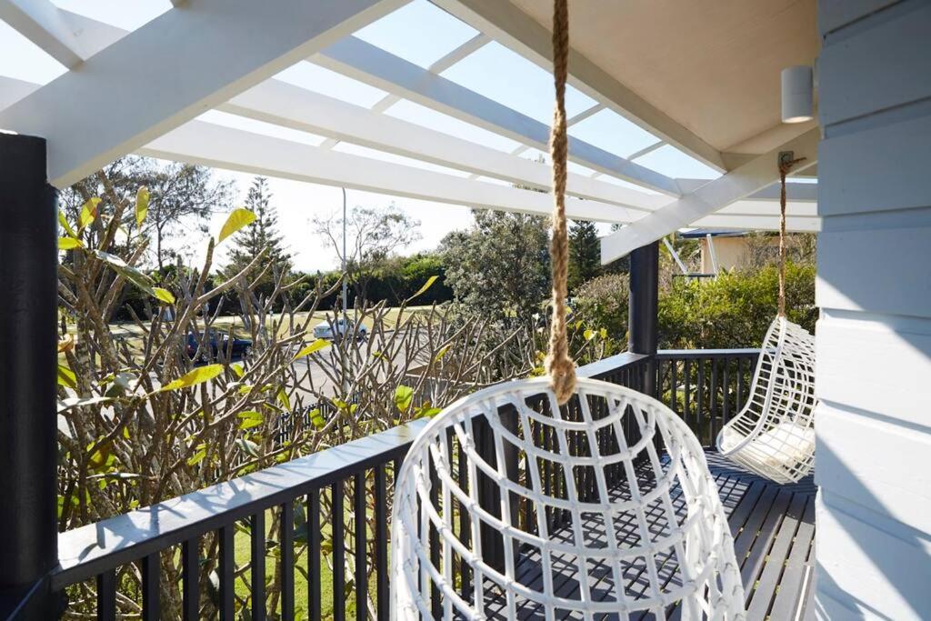 Barefoot - Beachfront Byron Bay