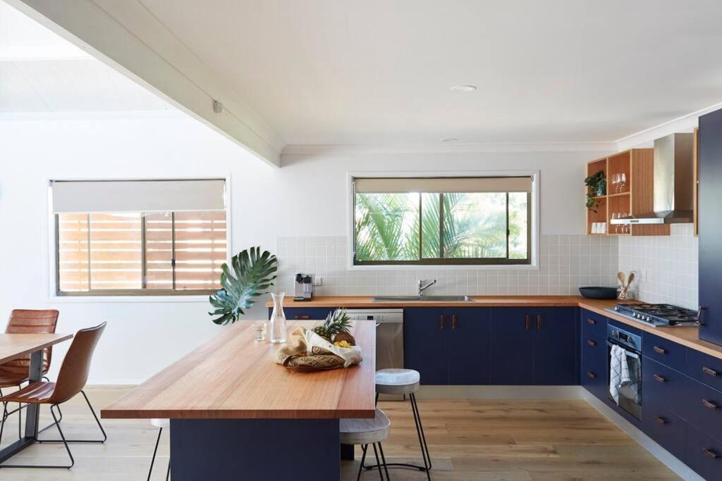 Barefoot - Beachfront * Byron Bay