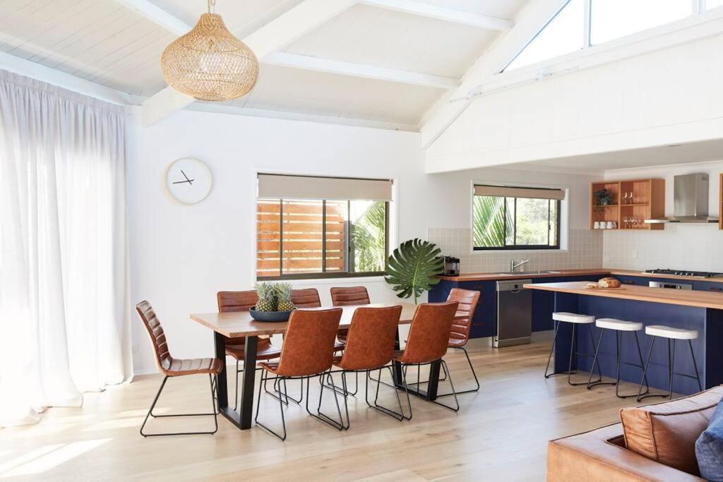 Holiday home Barefoot - Beachfront Byron Bay