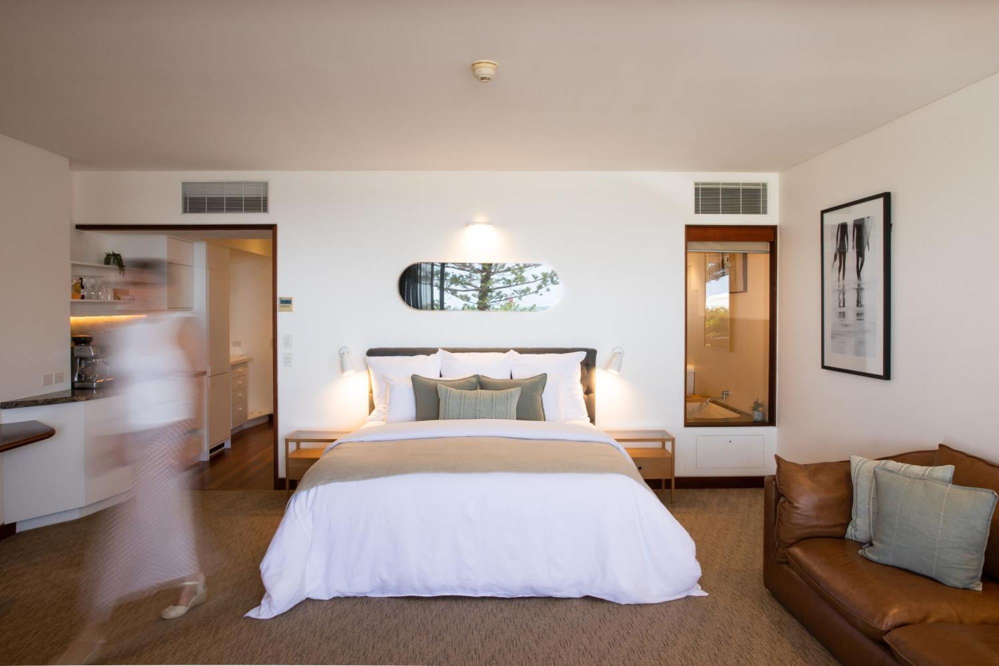 Beach Suites Hotel 4*
